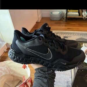 Nike Black Athletic Shoes